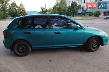 Хэтчбек Honda Civic 2002 в 
