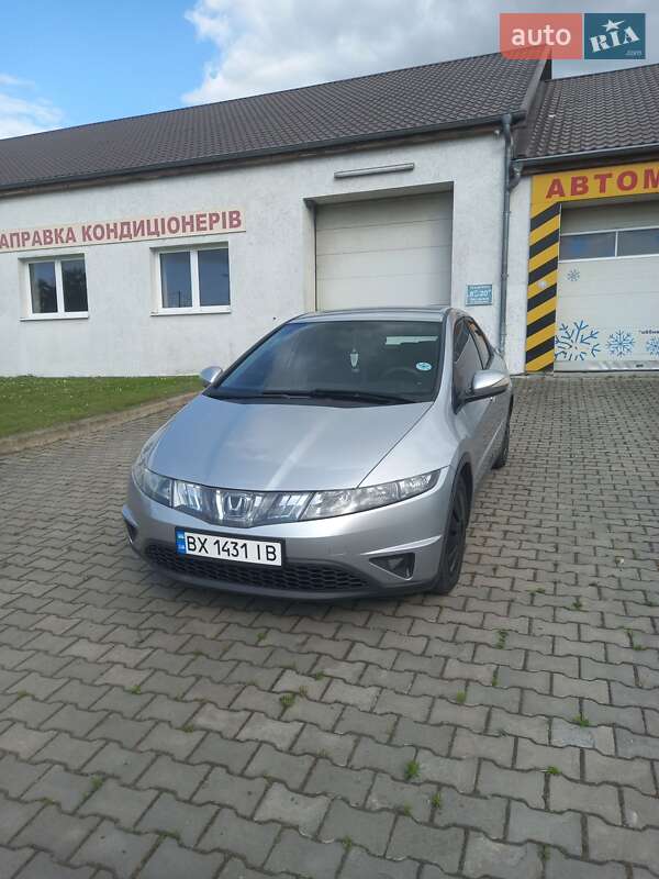 Хетчбек Honda Civic 2007 в Красилові