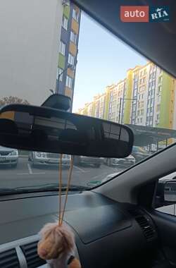 Хэтчбек Honda Civic 2004 в 