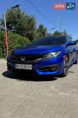 Купе Honda Civic 2016 в 