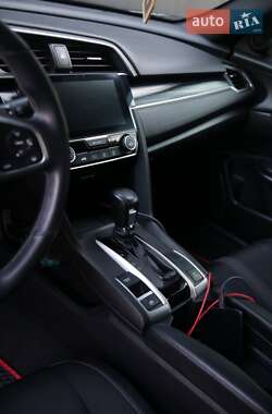 Седан Honda Civic 2019 в Славянске