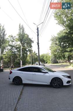Седан Honda Civic 2019 в Славянске