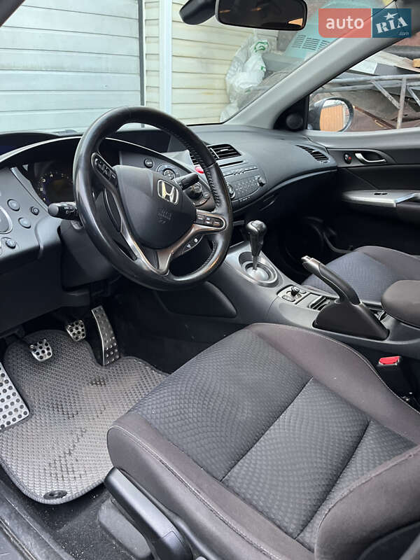 Хэтчбек Honda Civic 2010 в Жмеринке