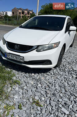 Седан Honda Civic 2015 в Львове