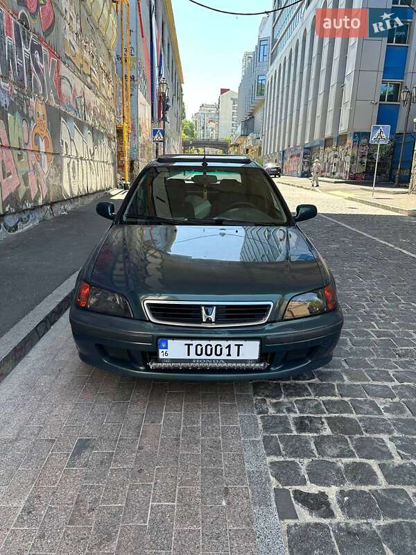 Ліфтбек Honda Civic 1997 в Одесі