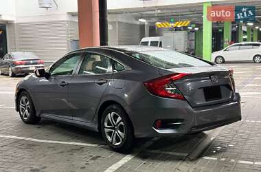 Седан Honda Civic 2018 в 