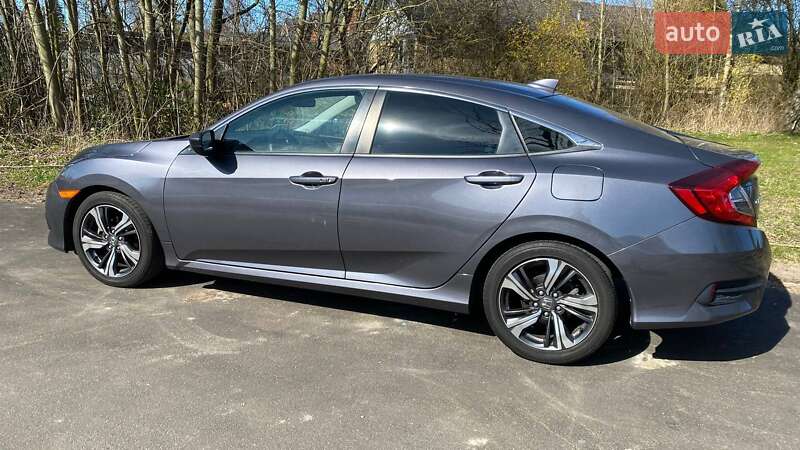 Седан Honda Civic 2017 в Одессе