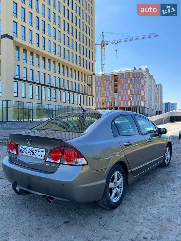 Хэтчбек Honda Civic 2008 в Ивано-Франковске