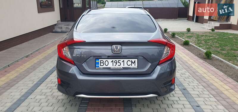 Седан Honda Civic 2019 в Зборове