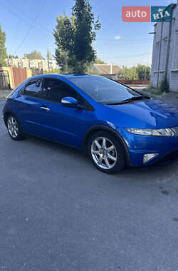 Хетчбек Honda Civic 2007 в Дніпрі