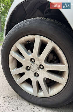 Хэтчбек Honda Civic 2001 в 