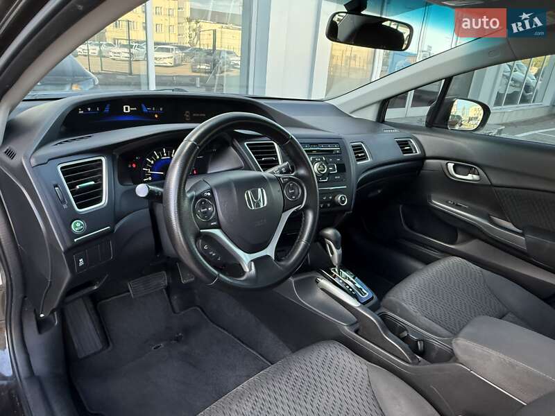 Седан Honda Civic 2014 в Киеве