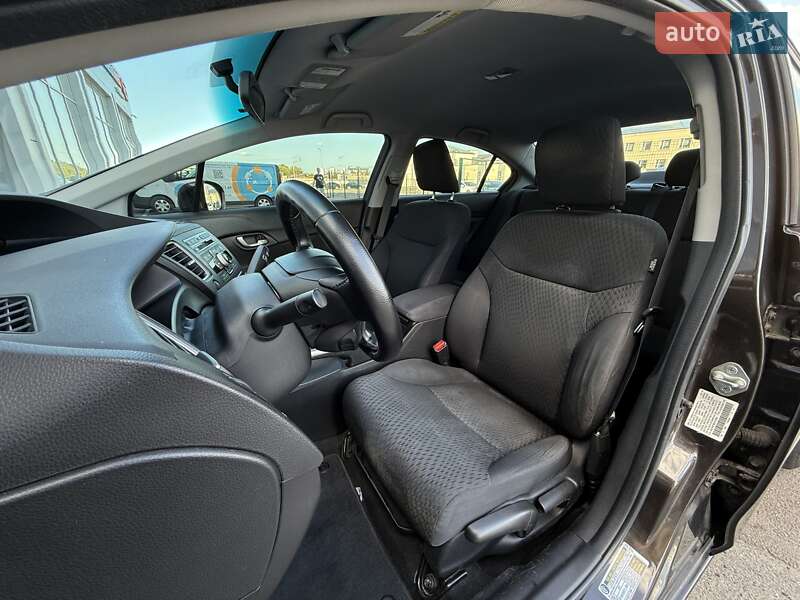 Седан Honda Civic 2014 в Киеве