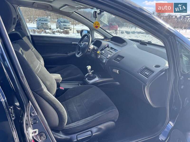 Седан Honda Civic 2008 в Киеве