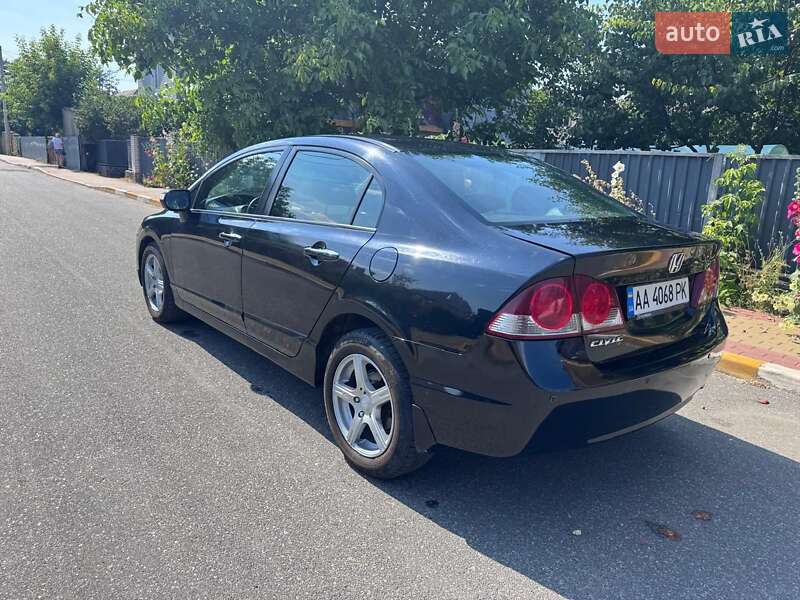 Седан Honda Civic 2008 в Киеве