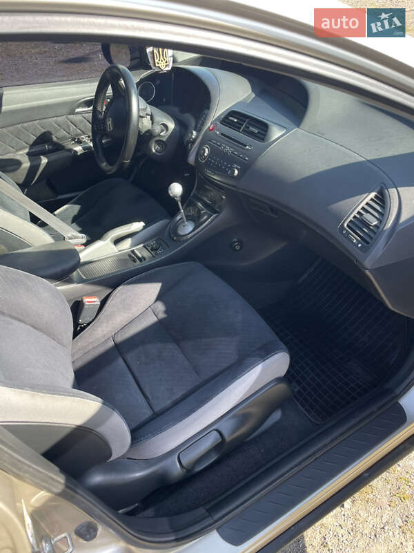 Хетчбек Honda Civic 2008 в Львові