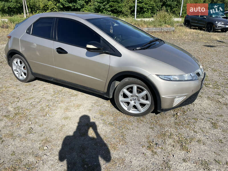 Хетчбек Honda Civic 2008 в Львові