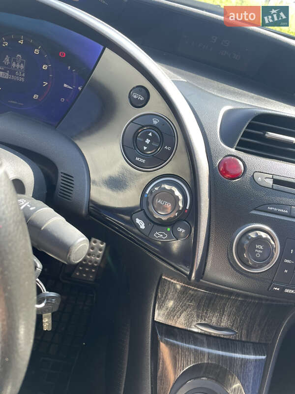 Хетчбек Honda Civic 2008 в Львові
