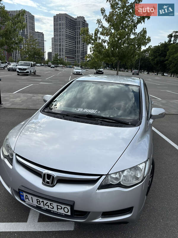 Седан Honda Civic 2008 в Киеве