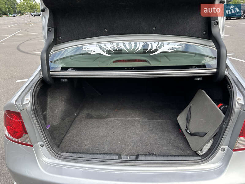 Седан Honda Civic 2008 в Киеве