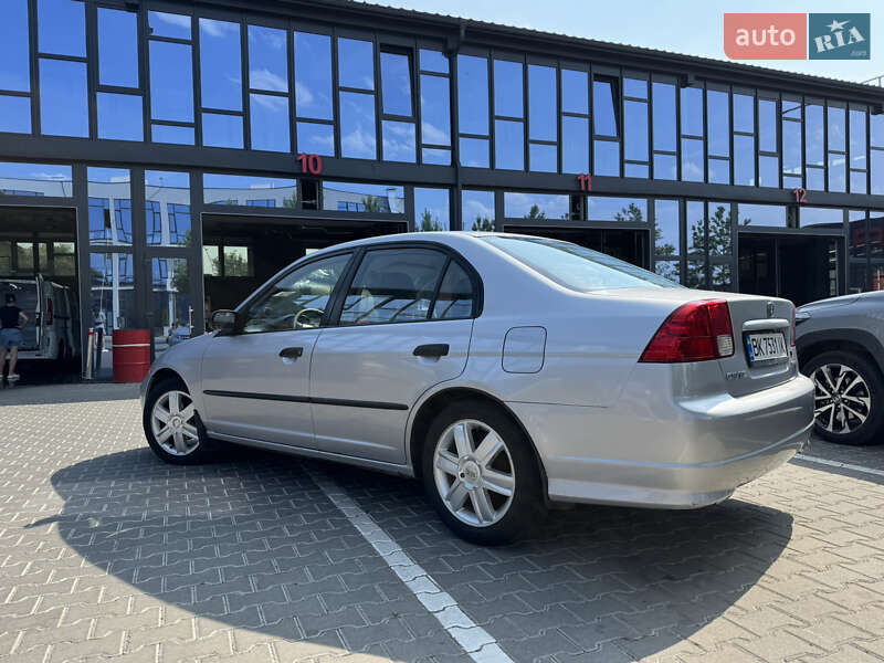 Седан Honda Civic 2005 в Рівному