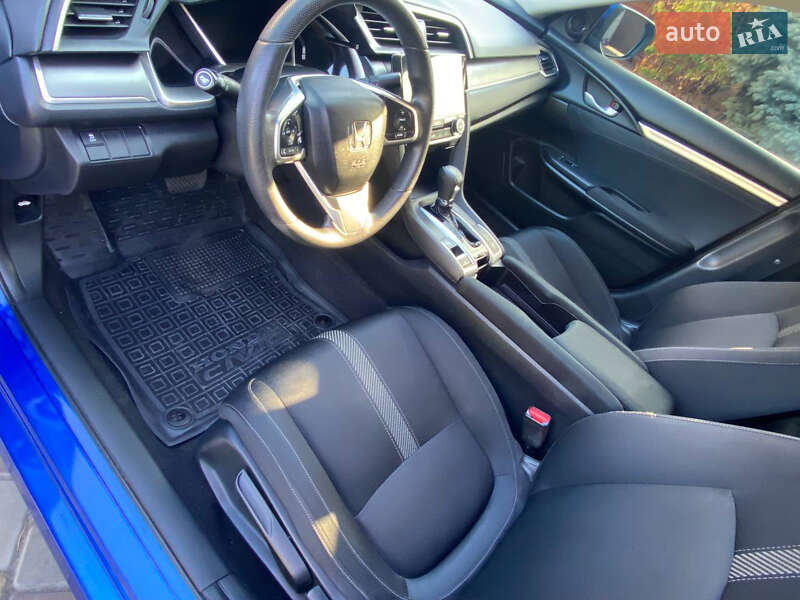 Седан Honda Civic 2016 в Києві