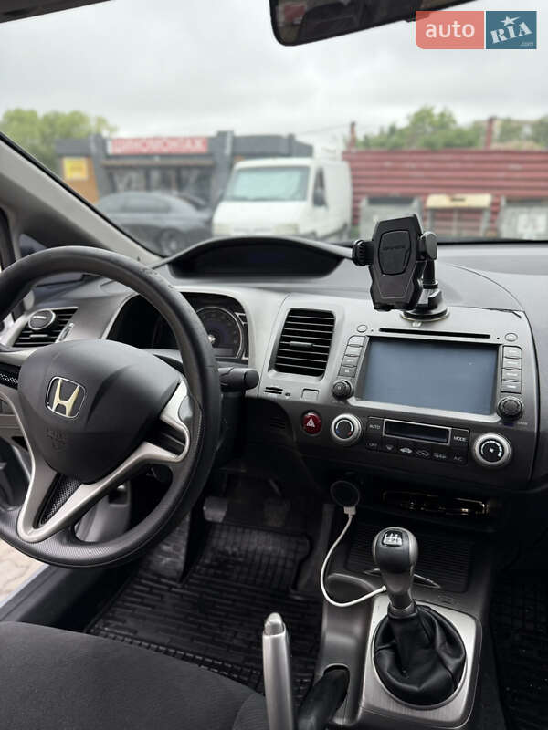 Седан Honda Civic 2011 в Львове