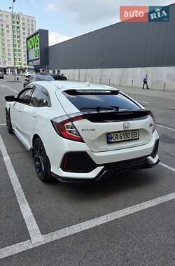 Хэтчбек Honda Civic 2016 в 