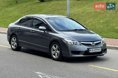 Седан Honda Civic 2011 в 