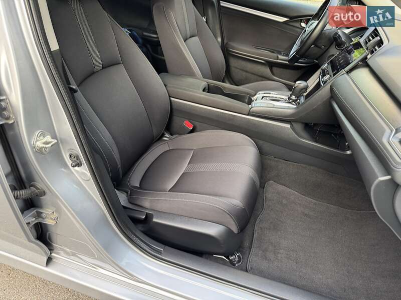Седан Honda Civic 2018 в Киеве