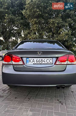 Седан Honda Civic 2011 в 