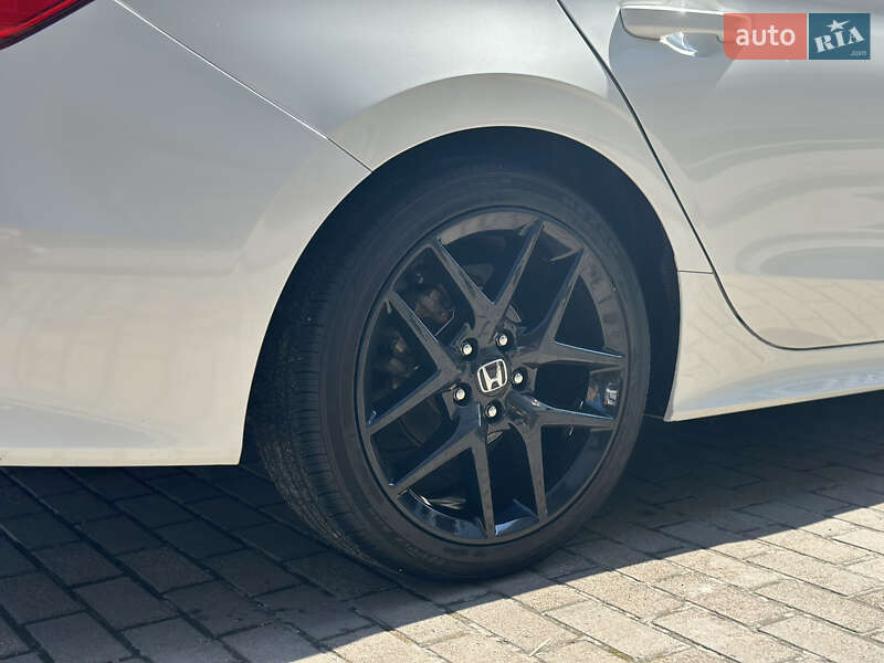 Седан Honda Civic 2023 в Львові