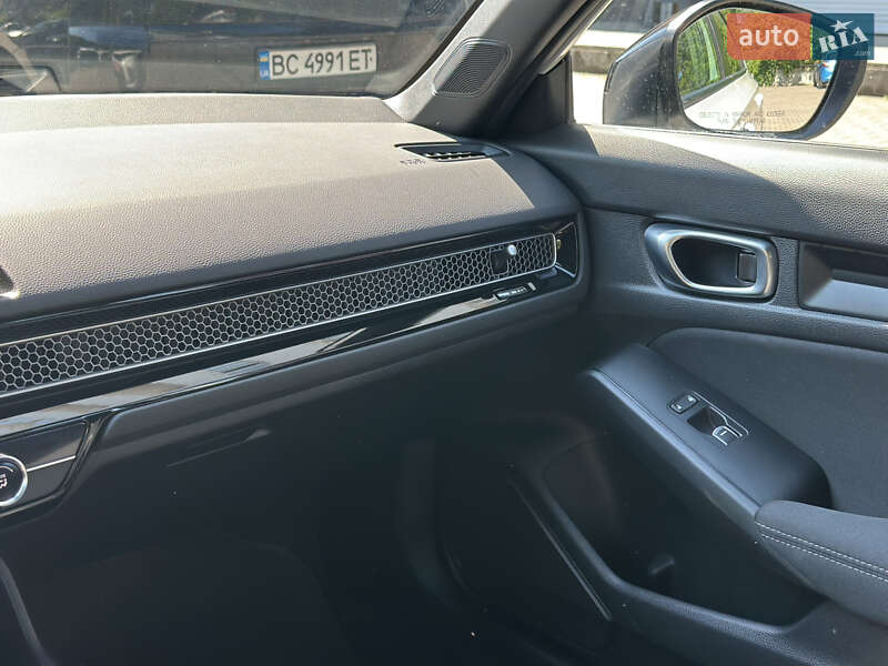 Седан Honda Civic 2023 в Львові