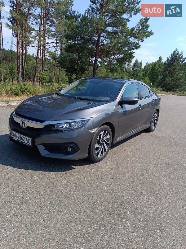 Седан Honda Civic 2018 в Киеве
