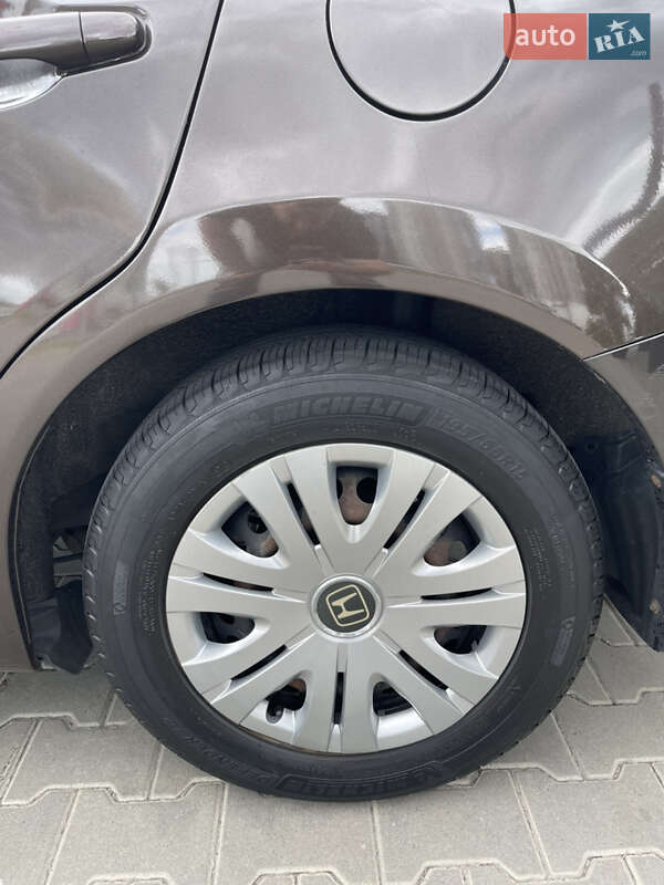 Седан Honda Civic 2014 в Києві