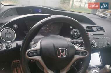 Хэтчбек Honda Civic 2007 в 