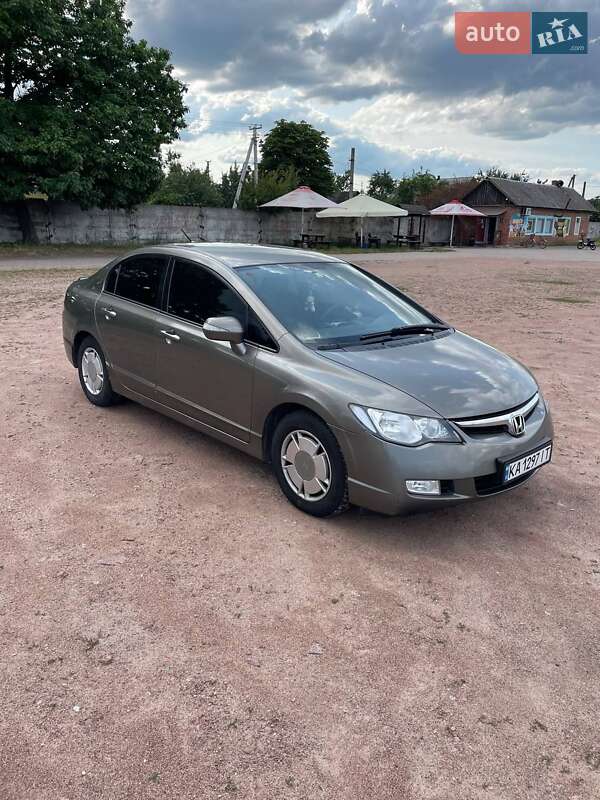 Седан Honda Civic 2007 в На Новой Боровой