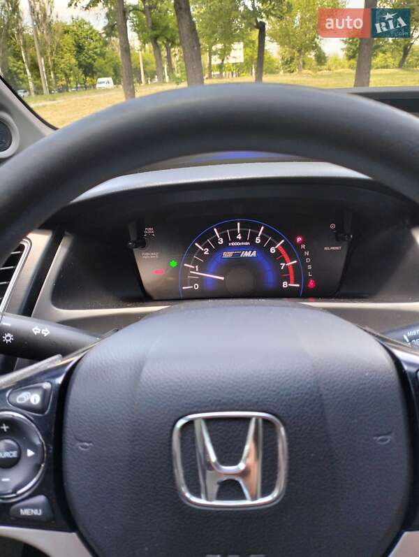 Седан Honda Civic 2013 в Днепре