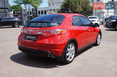 Хэтчбек Honda Civic 2007 в 