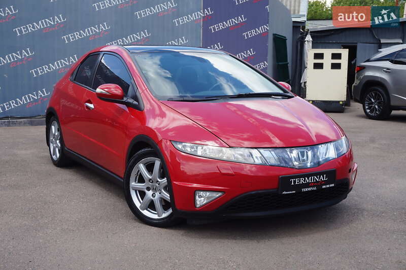 Хэтчбек Honda Civic 2007 в 