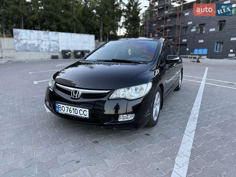 Седан Honda Civic 2007 в Тернополе