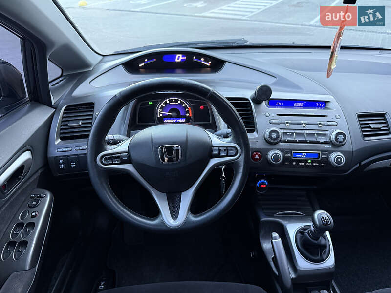 Седан Honda Civic 2007 в Тернополе