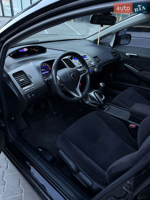 Седан Honda Civic 2007 в Тернополе