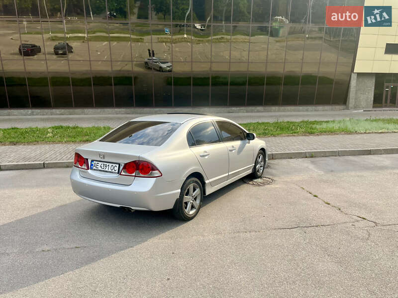 Седан Honda Civic 2008 в Запоріжжі