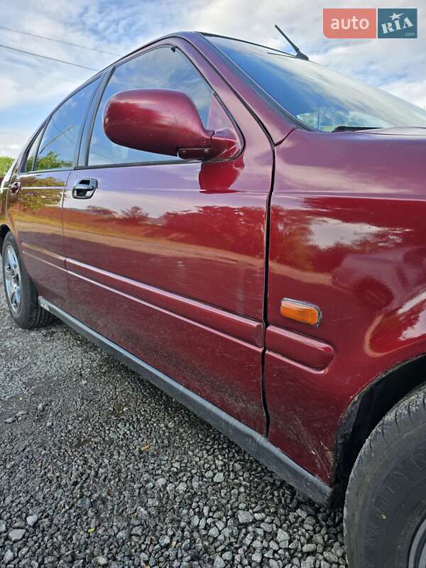 Лифтбек Honda Civic 1995 в Умани