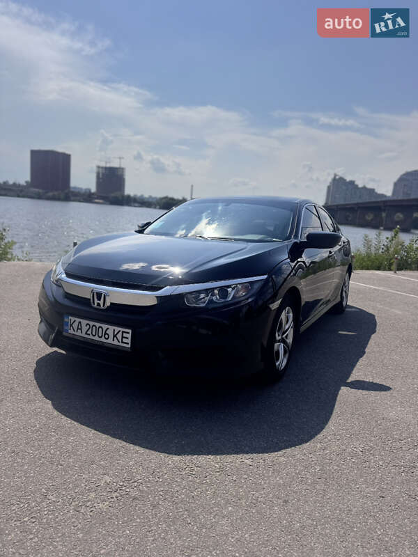 Седан Honda Civic 2018 в Києві