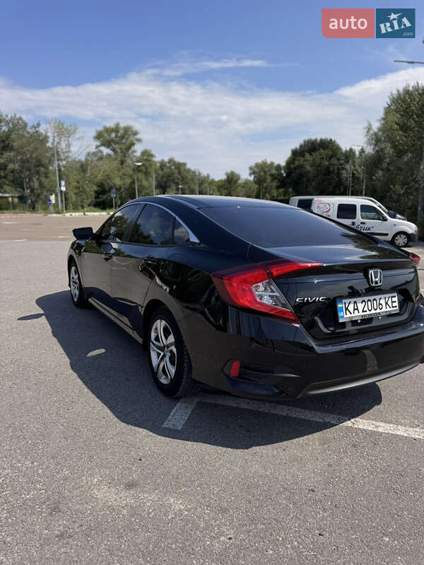 Седан Honda Civic 2018 в Києві