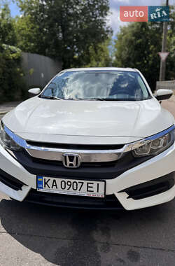 Седан Honda Civic 2016 в 