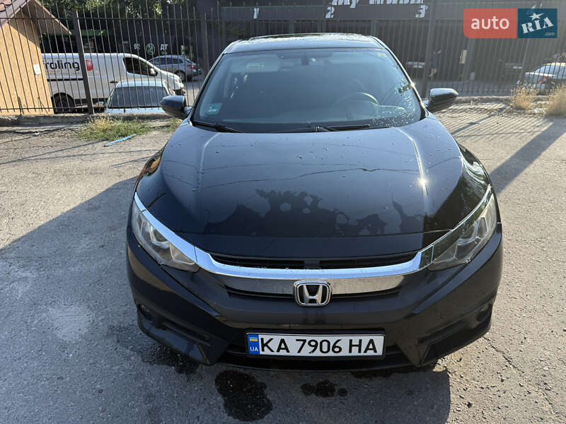 Седан Honda Civic 2017 в Запоріжжі