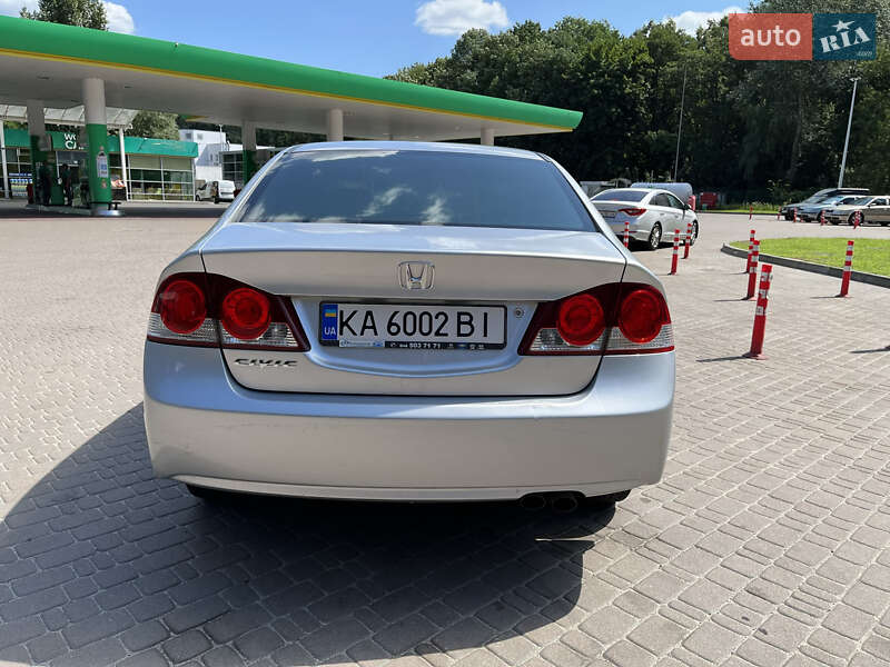 Седан Honda Civic 2008 в Краматорске
